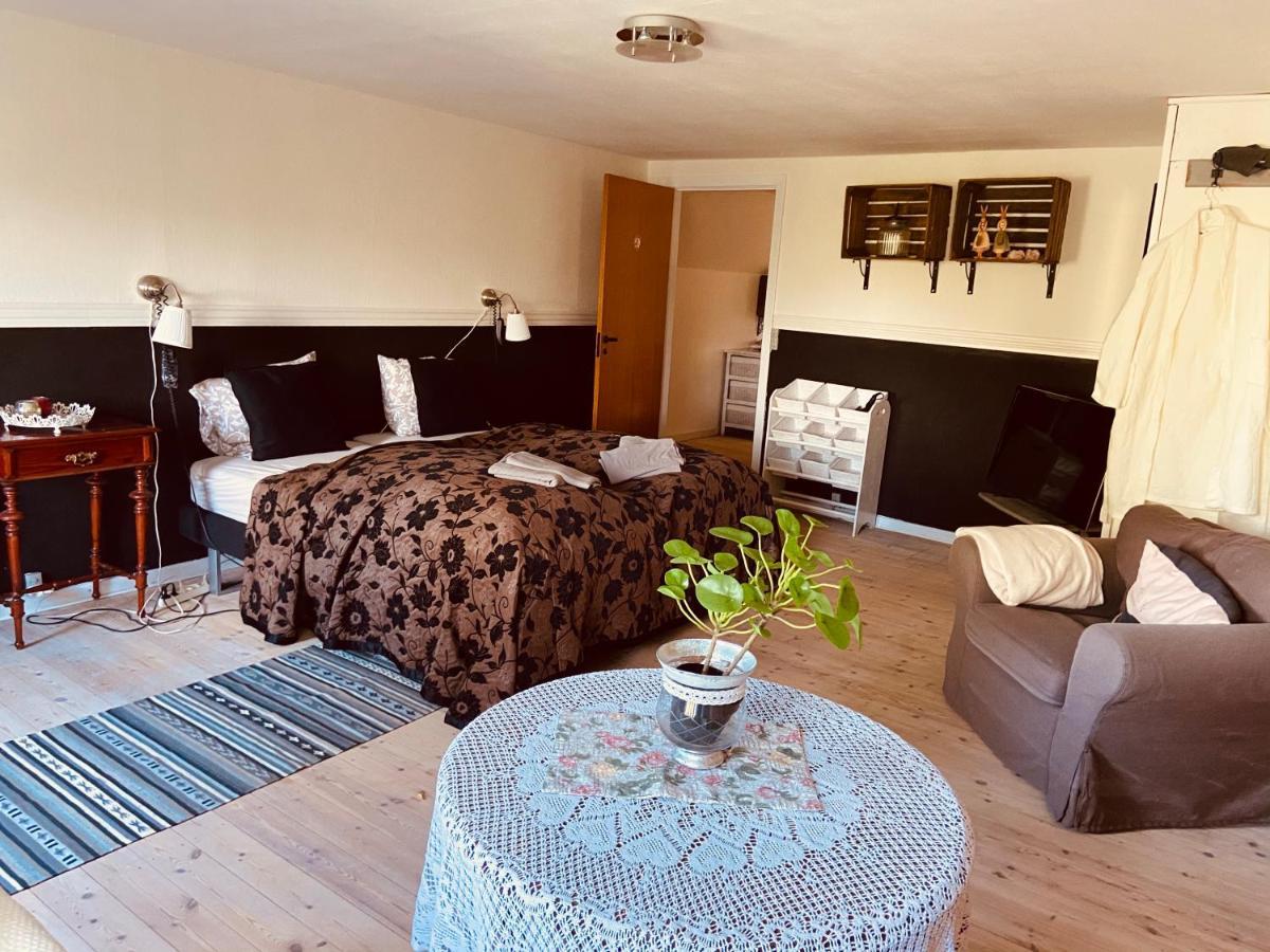 Hong Den Gamle Apotekergaard Bed & Breakfast エクステリア 写真