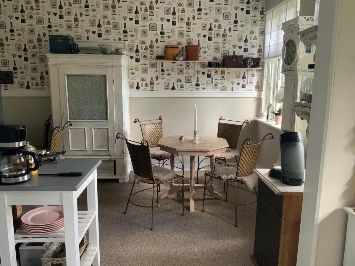 Hong Den Gamle Apotekergaard Bed & Breakfast エクステリア 写真