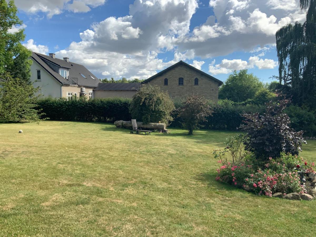 Hong Den Gamle Apotekergaard Bed & Breakfast エクステリア 写真