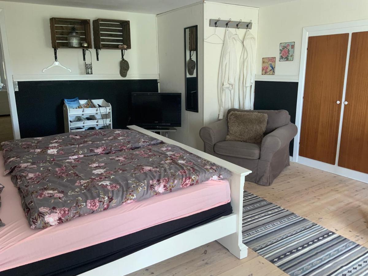 Hong Den Gamle Apotekergaard Bed & Breakfast エクステリア 写真