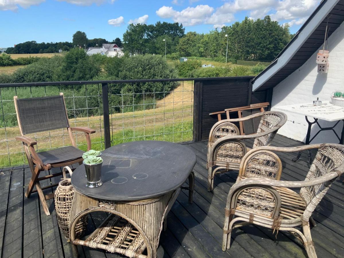 Hong Den Gamle Apotekergaard Bed & Breakfast エクステリア 写真