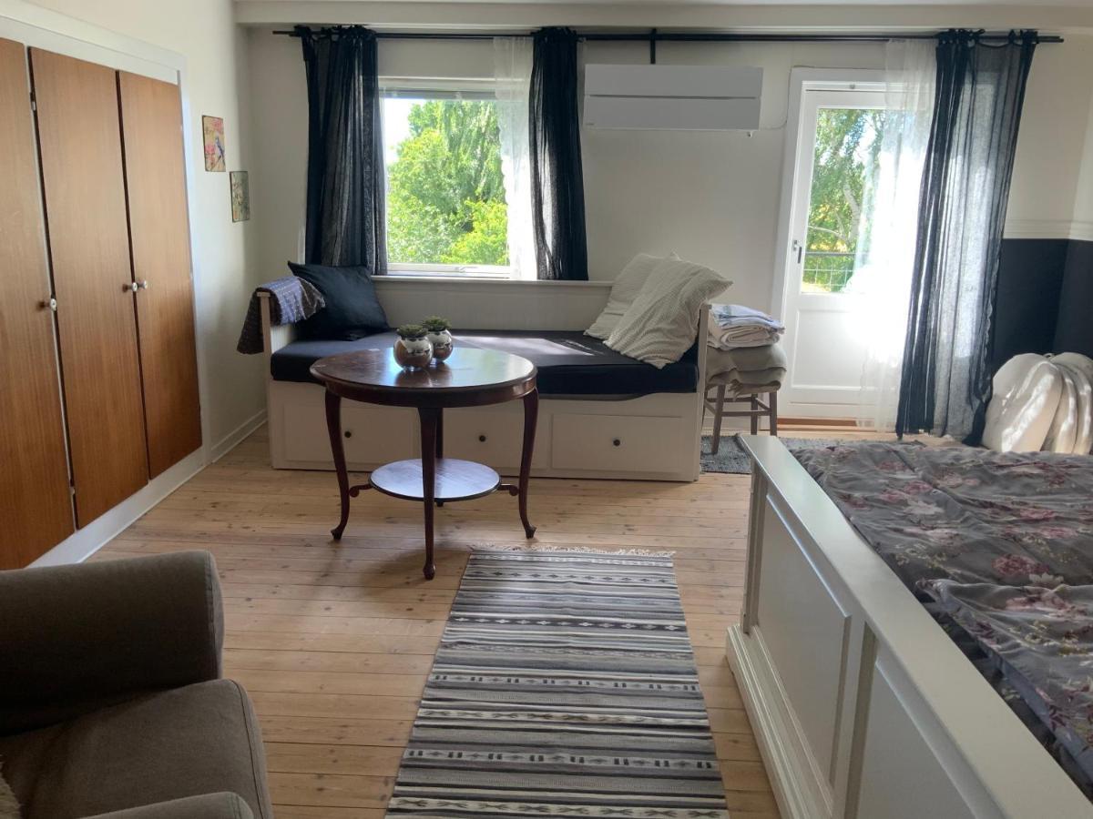 Hong Den Gamle Apotekergaard Bed & Breakfast エクステリア 写真