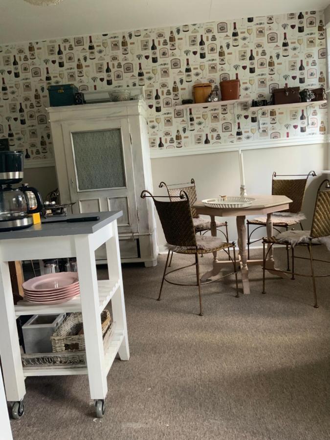 Hong Den Gamle Apotekergaard Bed & Breakfast エクステリア 写真